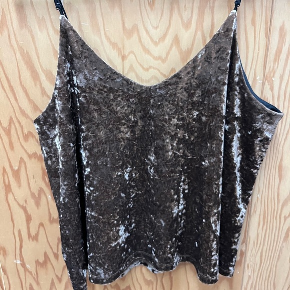 Velvet top, light brown size XL - Picture 2 of 3